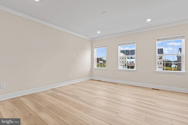 Foto del edificio - 516 Downswing Rd