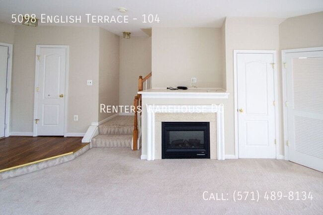 Building Photo - 5098 English Terrace