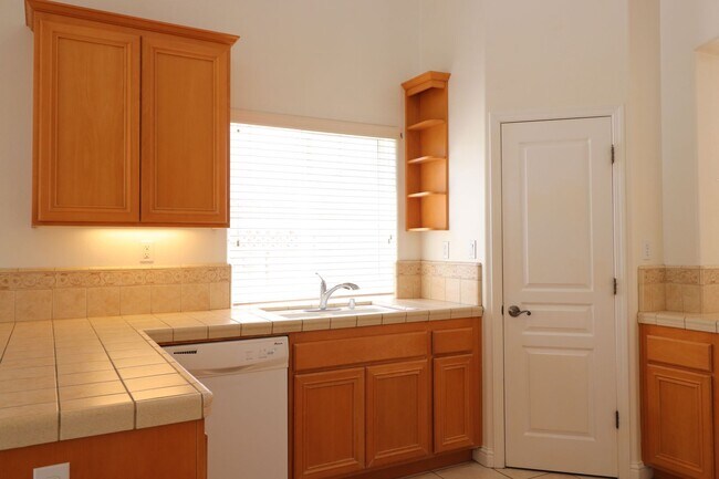 Building Photo - **Single-Story Home in The Classics at Bradley Square – 4 Bedrooms, 3 Baths**