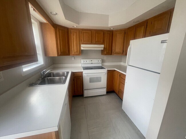 Foto del edificio - 707 Ridge Rd