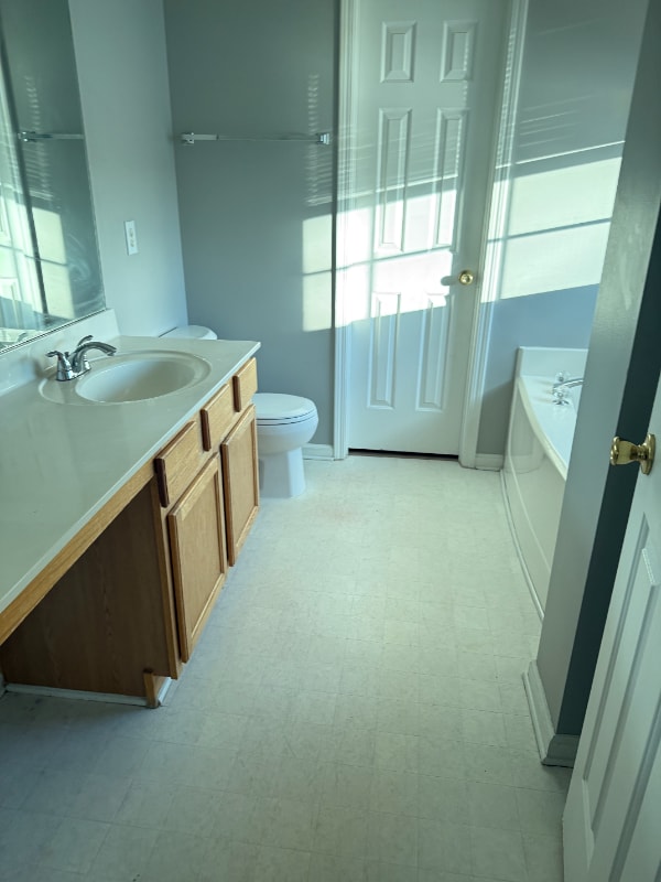 Building Photo - 1211 Matt Moore Ct