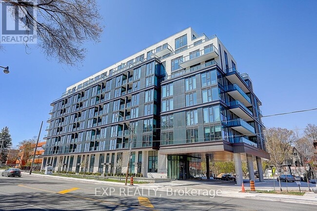 Photo du bâtiment - 250-250 Lawrence Ave W