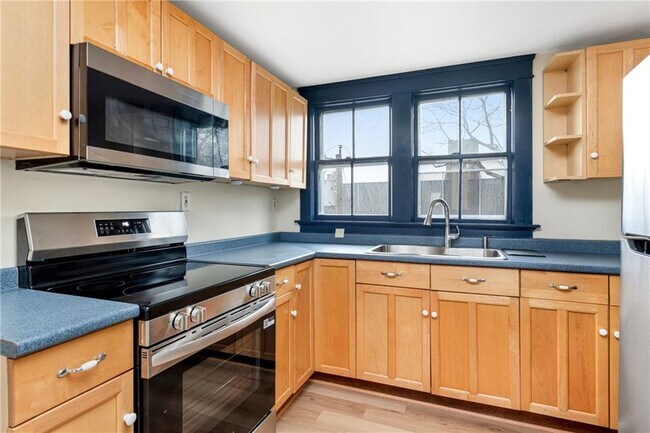 Foto del edificio - 427 Spring St