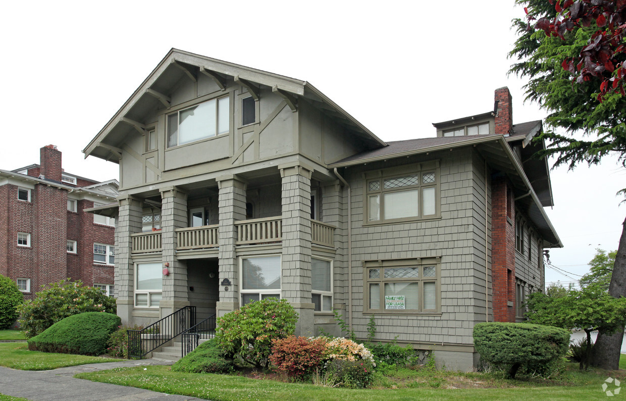 Primary Photo - The Alberta Apartments