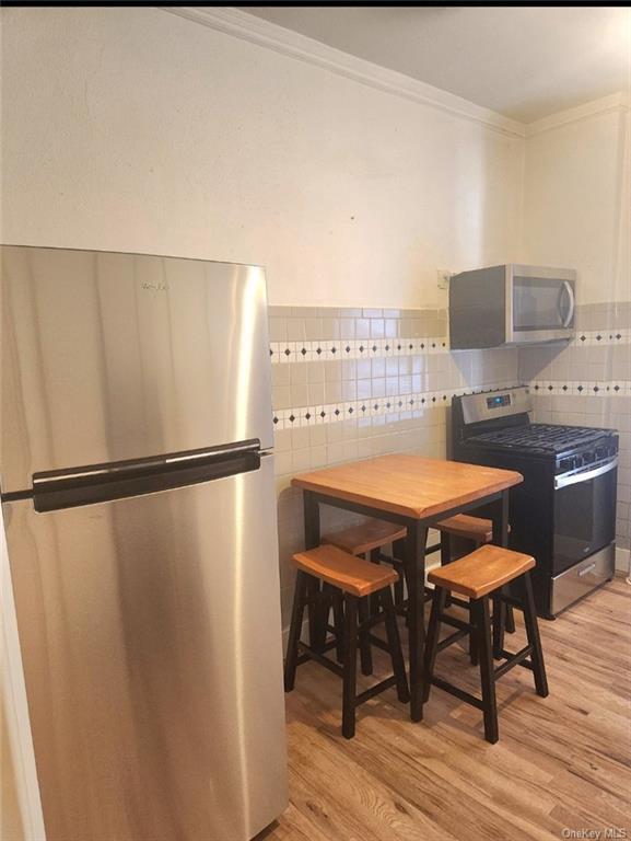 Foto del edificio - 664 W 161st St