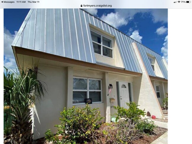 Foto del edificio - 4916 Hawaii Blvd