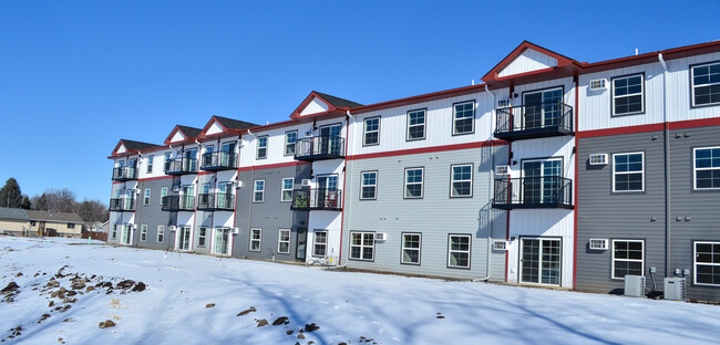 Foto del edificio - Central Lakes