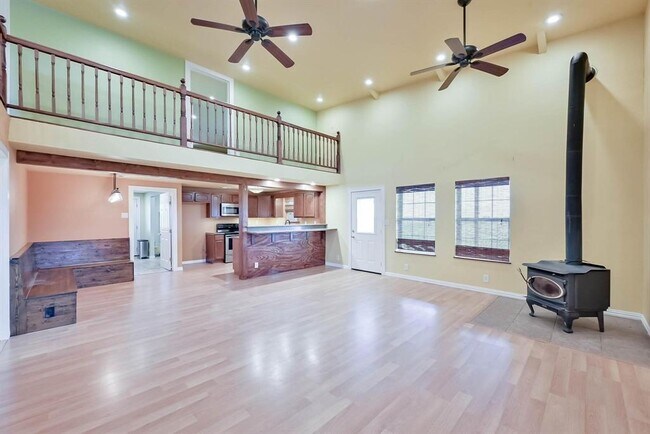 Foto del edificio - 3330 NW Co Rd 1130