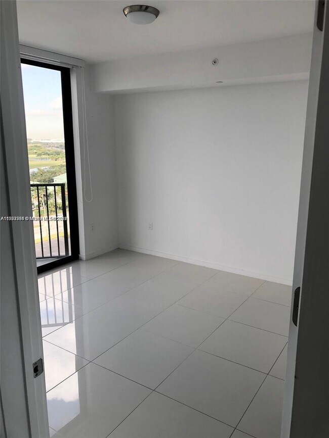 Building Photo - 5300 Paseo Blvd