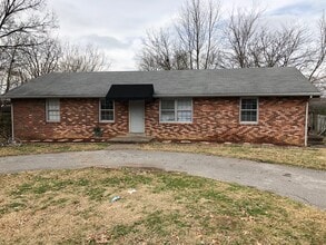 Building Photo - 2115 Southland St