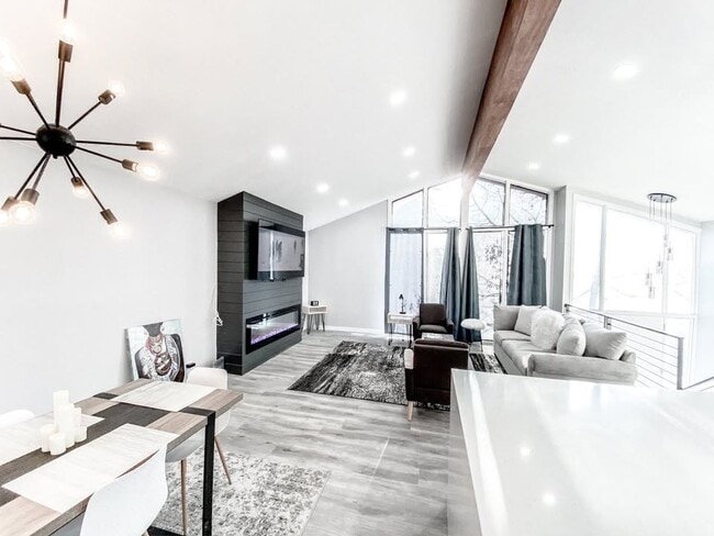 Foto del edificio - 9483 S Buttonwood Dr