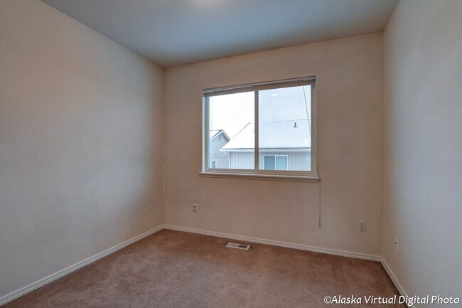 Foto del edificio - South Anchorage Condo with Washer/Dryer and Garage