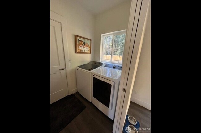 Foto del edificio - 19518 26th Street Ct SW