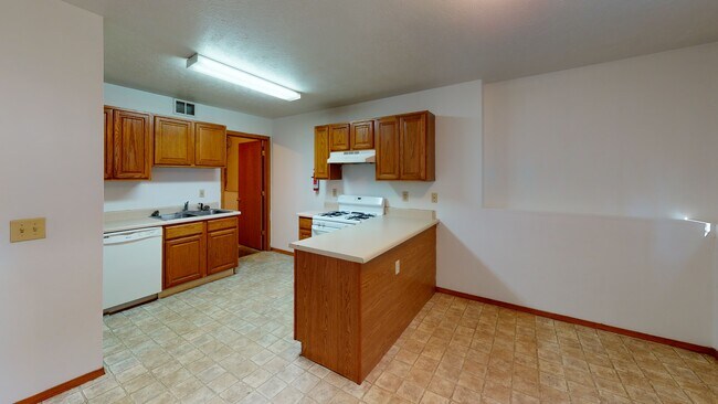 cocina - 222 N Kendall Ave