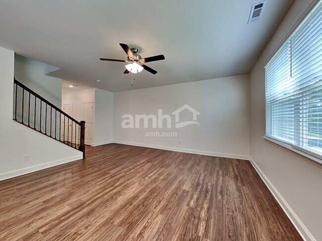 Building Photo - 3209 Brierhill Rd