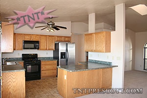 Building Photo - Home in Cliff Rose HOA on a Cul-De-Sac