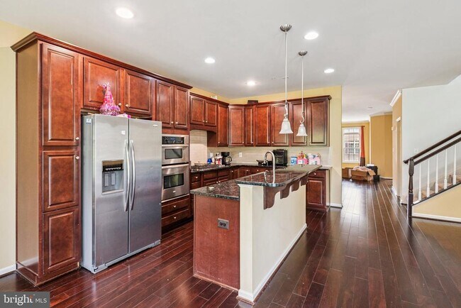 Foto del edificio - 1525 Rabbit Hollow Pl