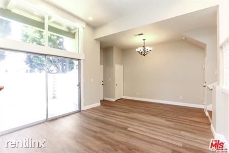 Building Photo - 3 br, 3 bath House - 4852 McConnell Ave # 1/2