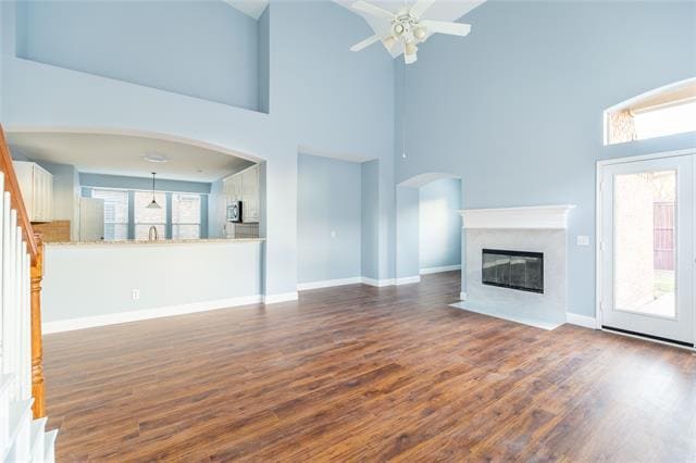 Building Photo - 1069 Knightsbridge Dr