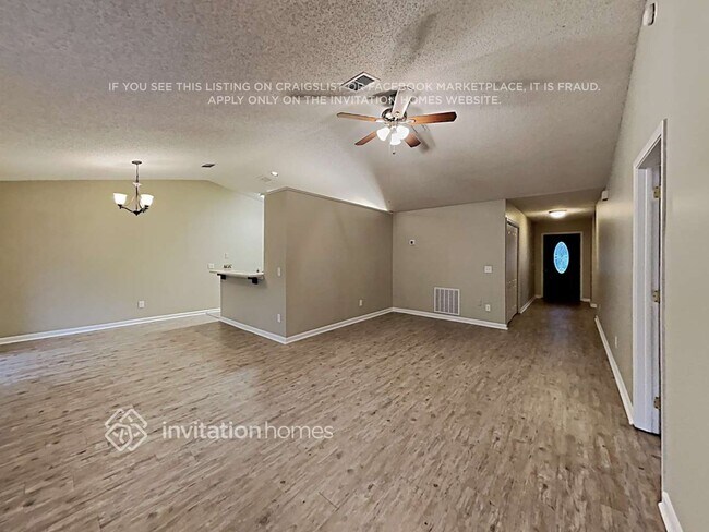 Foto del edificio - 9562 Sugar Hollow Ln