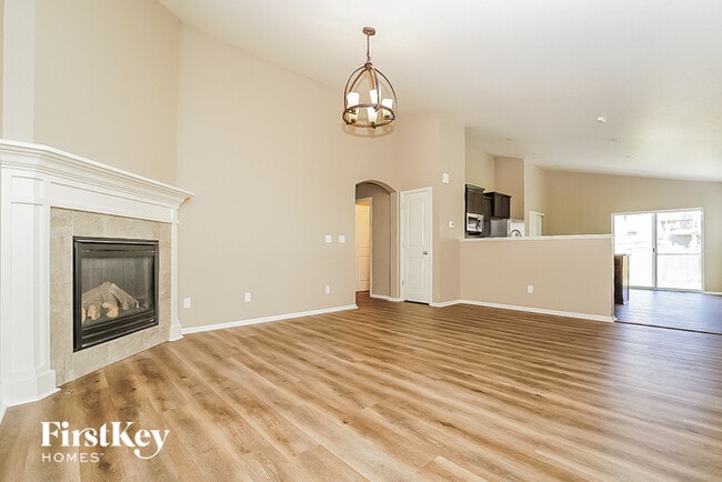 Building Photo - 10272 Olathe Way