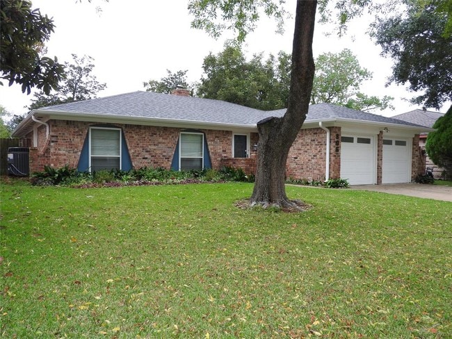 Building Photo - 806 Richvale Ln