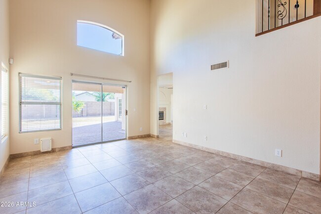 Foto del edificio - 18623 N 39th Way