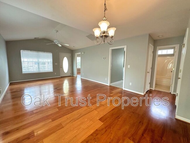 Foto del edificio - 4864 Hearthside Dr