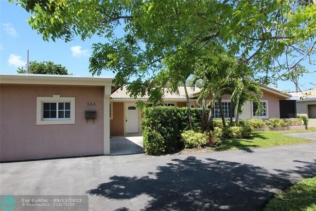 Building Photo - 551 SE 15th St