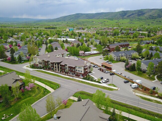 Foto del edificio - Skiview Place Apartments