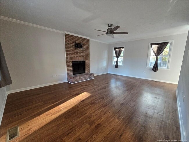 Foto del edificio - 944 Flintwood Rd