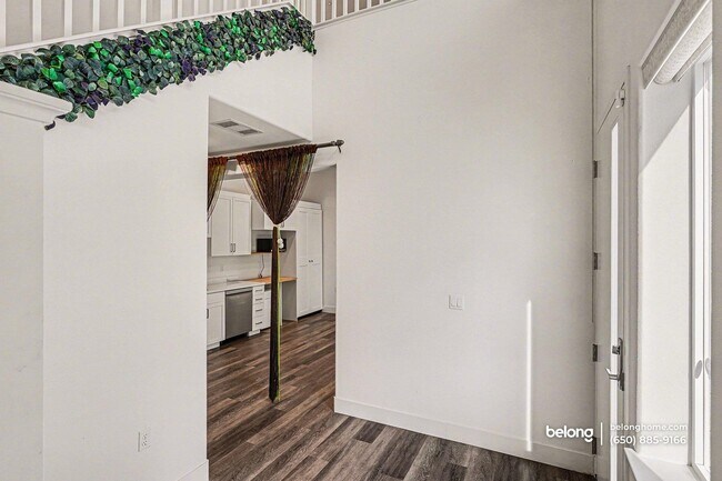 Building Photo - 1749 Kilowatt Wy