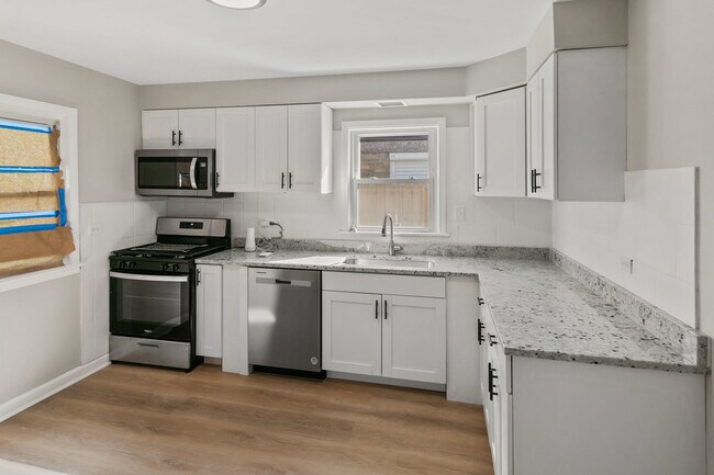 Foto del edificio - 14922 Michigan Ave