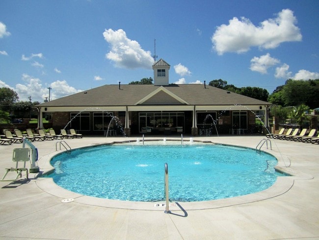 Building Photo - Wendover At Meadowood