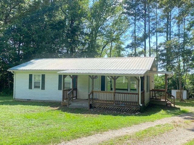 Primary Photo - 10671 Buggs Island Rd