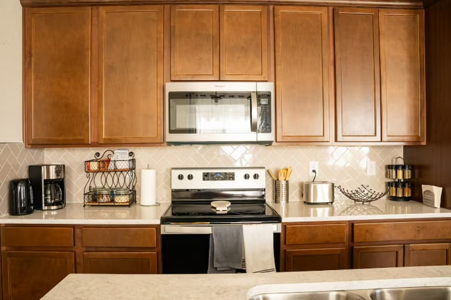 Photo - 6253 N Liverpool St Townhome