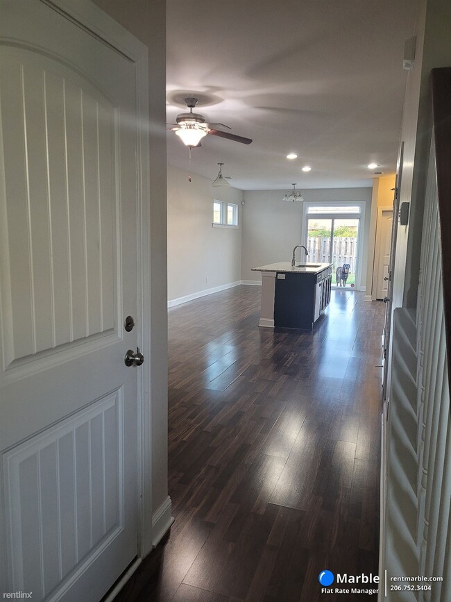 Building Photo - 2 br, 2.5 bath House - 151 Top Forest Dr
