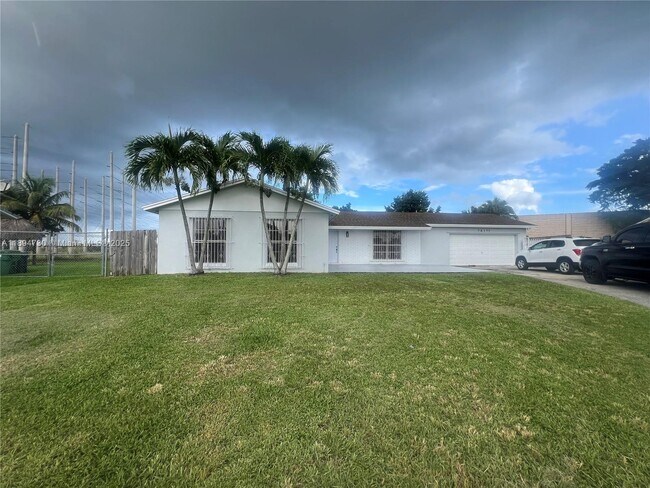 Foto del edificio - 26121 SW 130th Ave