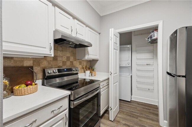 Foto del edificio - 3777 Peachtree Rd NE
