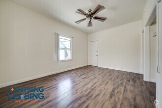 Building Photo - 420-423 N Coronado St
