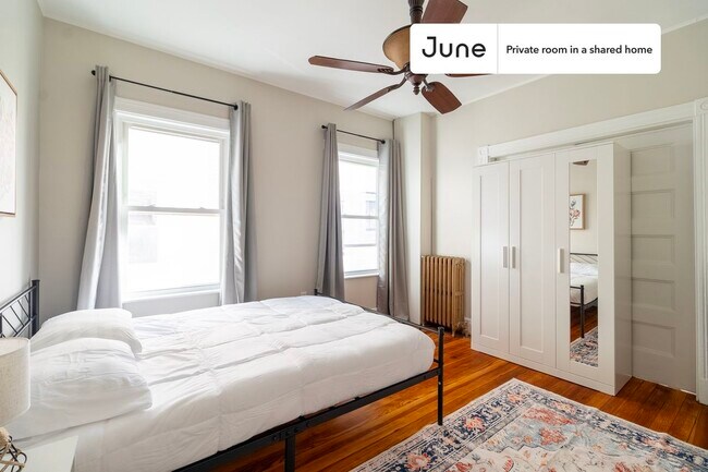 Foto del edificio - Room in Shared 5 bed/2 bath home in Brookline