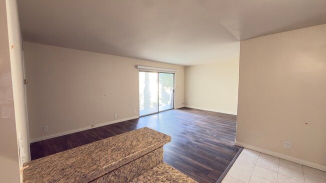 Building Photo - 13820 Victory Blvd