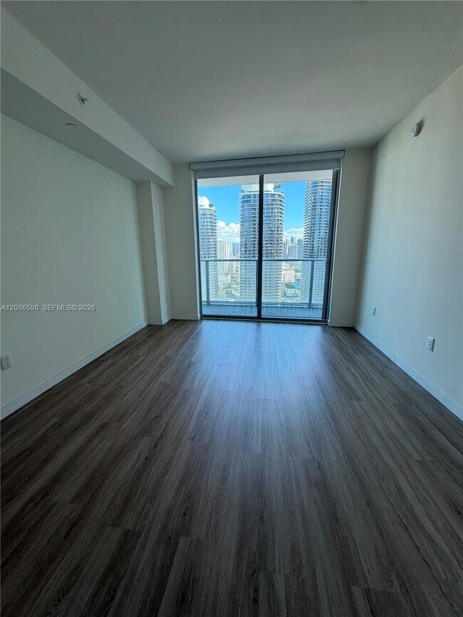 Building Photo - 1100 S Miami Ave