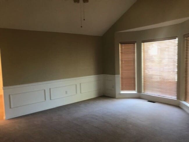 Building Photo - Two Story Home By Old Sundance Golf Course