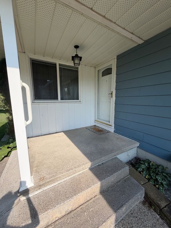 Building Photo - 107 Hadley Dr