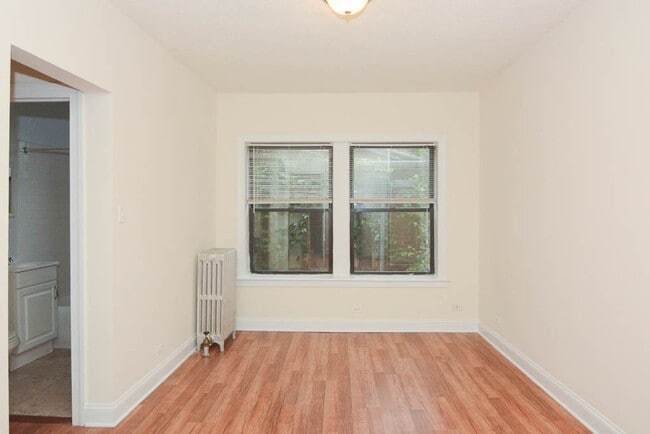 Foto del edificio - 1742 N Humboldt Blvd