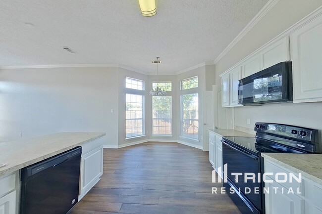 Building Photo - 1362 Meadow Creek Dr