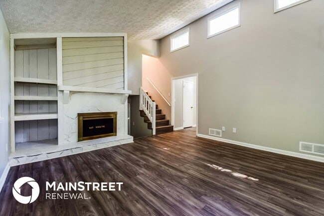 Building Photo - 6855 Red Maple Dr