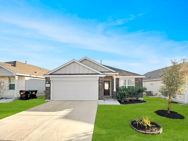 Foto del edificio - 9714 Marbach Hl