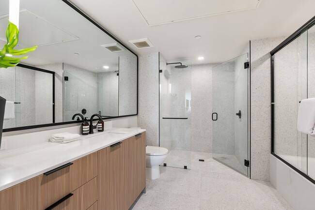 Building Photo - Venue Residences